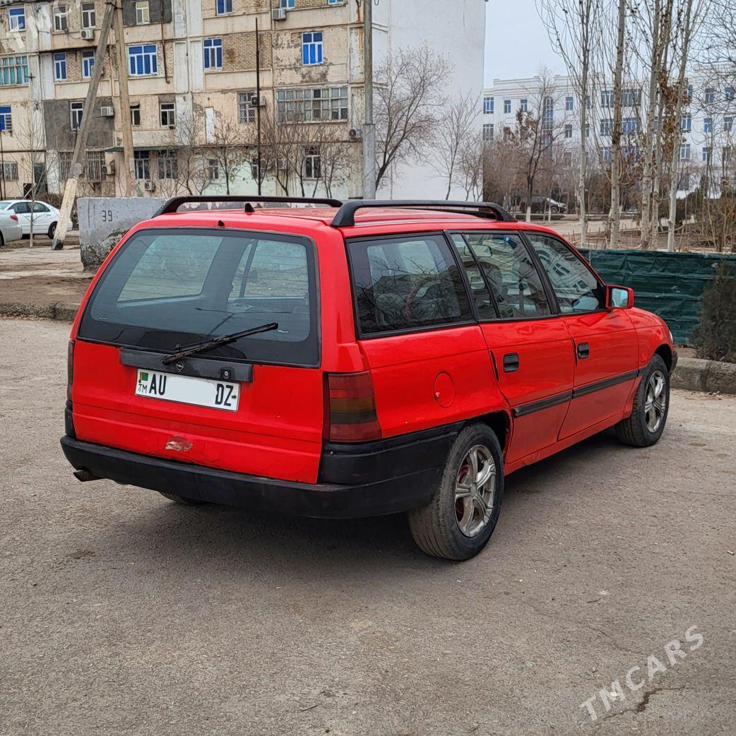 Opel Astra 1993 - 26 000 TMT - Дашогуз - img 1