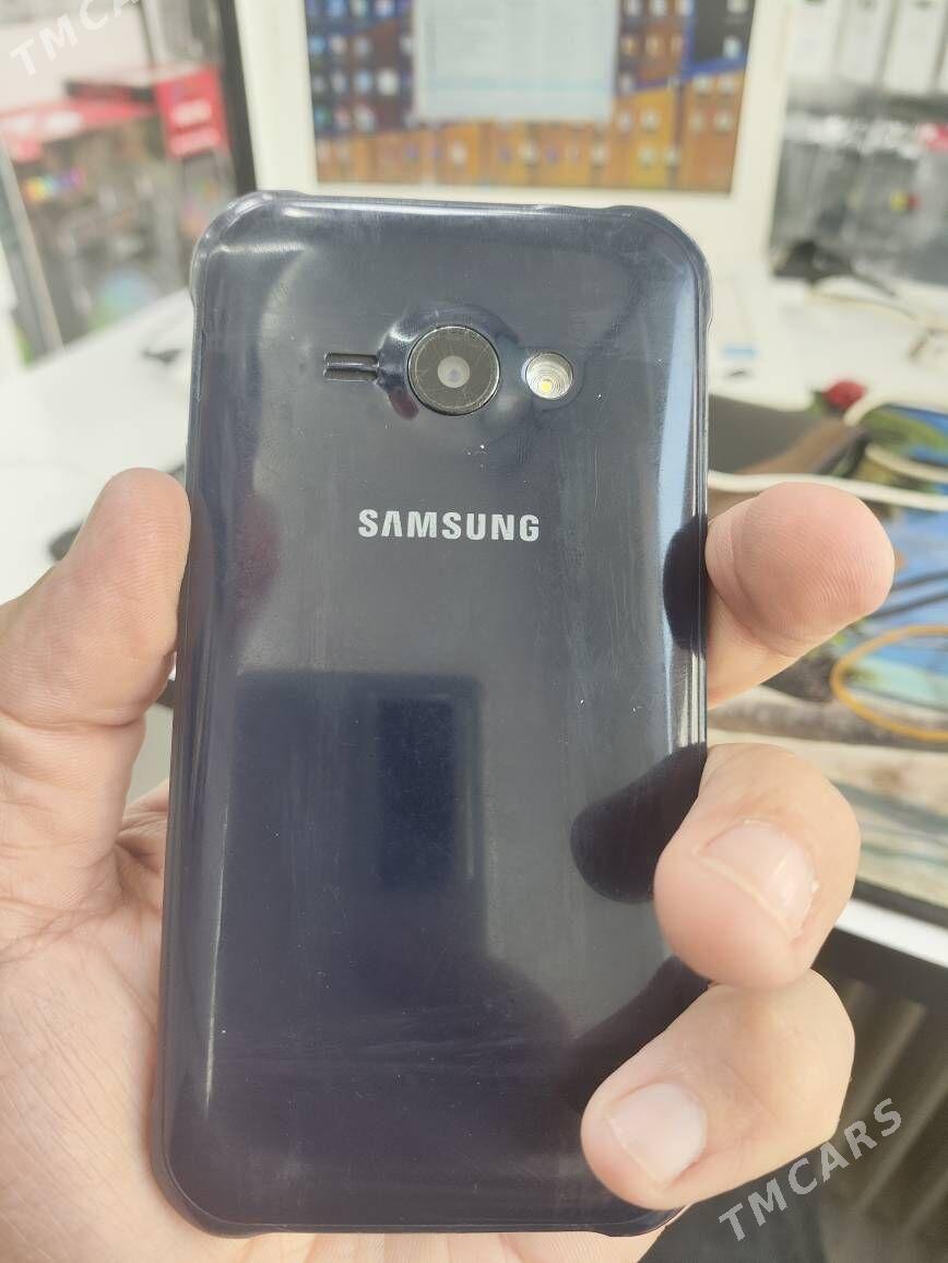 samsung j1 ace - Мары - img 1
