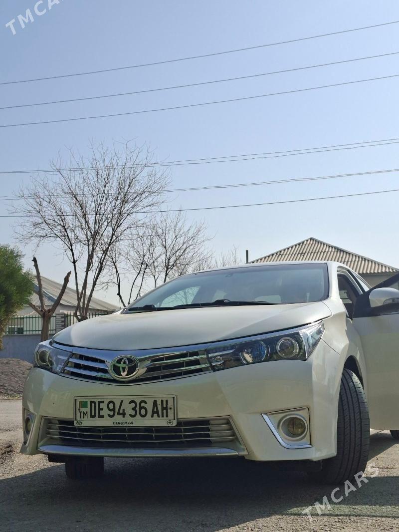 Toyota Corolla 2014 - 240 000 TMT - Гёкдепе - img 1