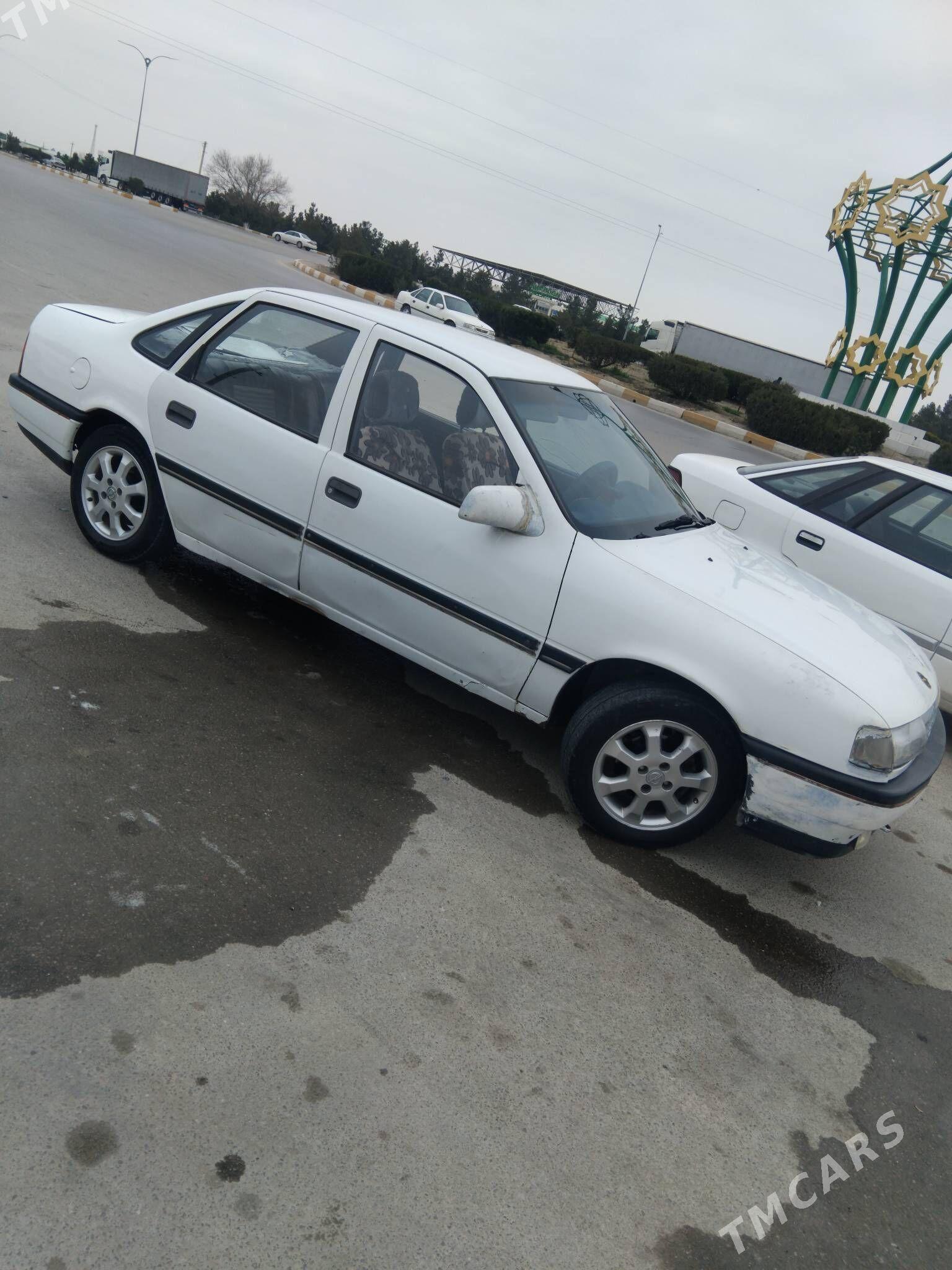 Opel Vectra 1991 - 40 000 TMT - Бахарден - img 1