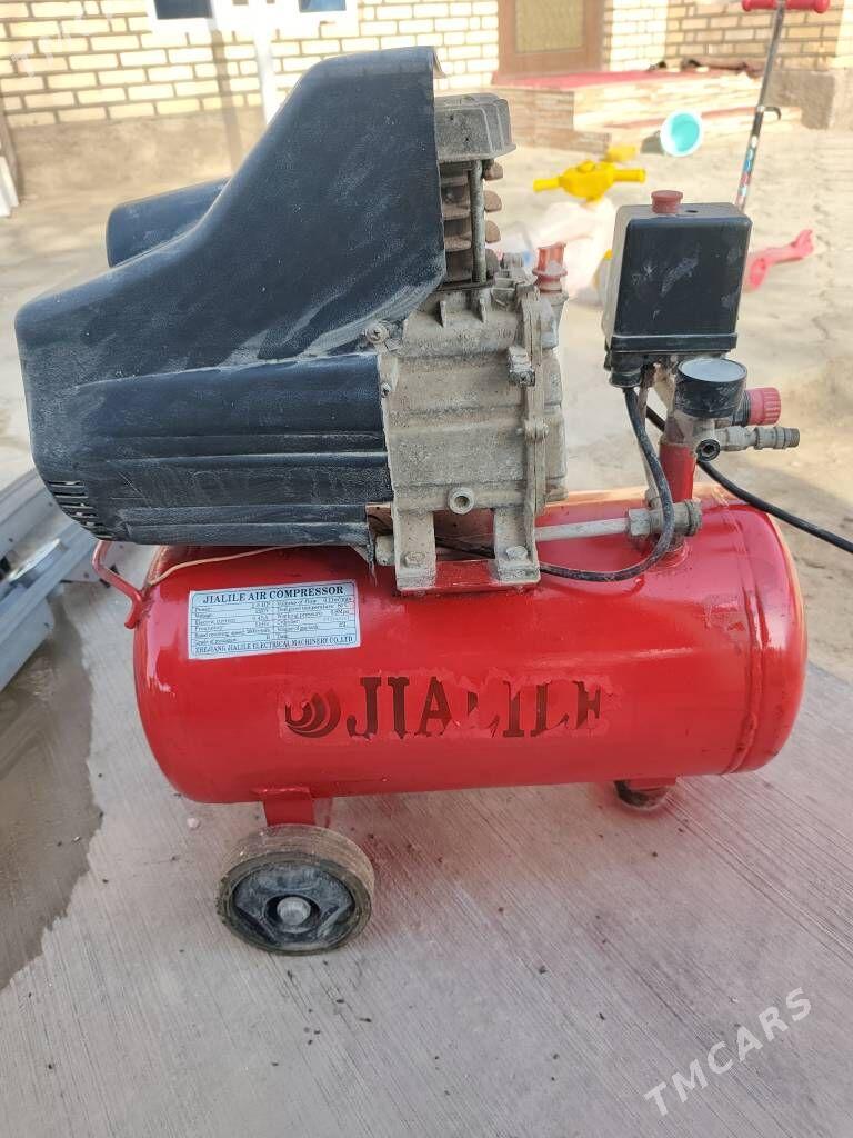 Kompressor 25L - Мары - img 1