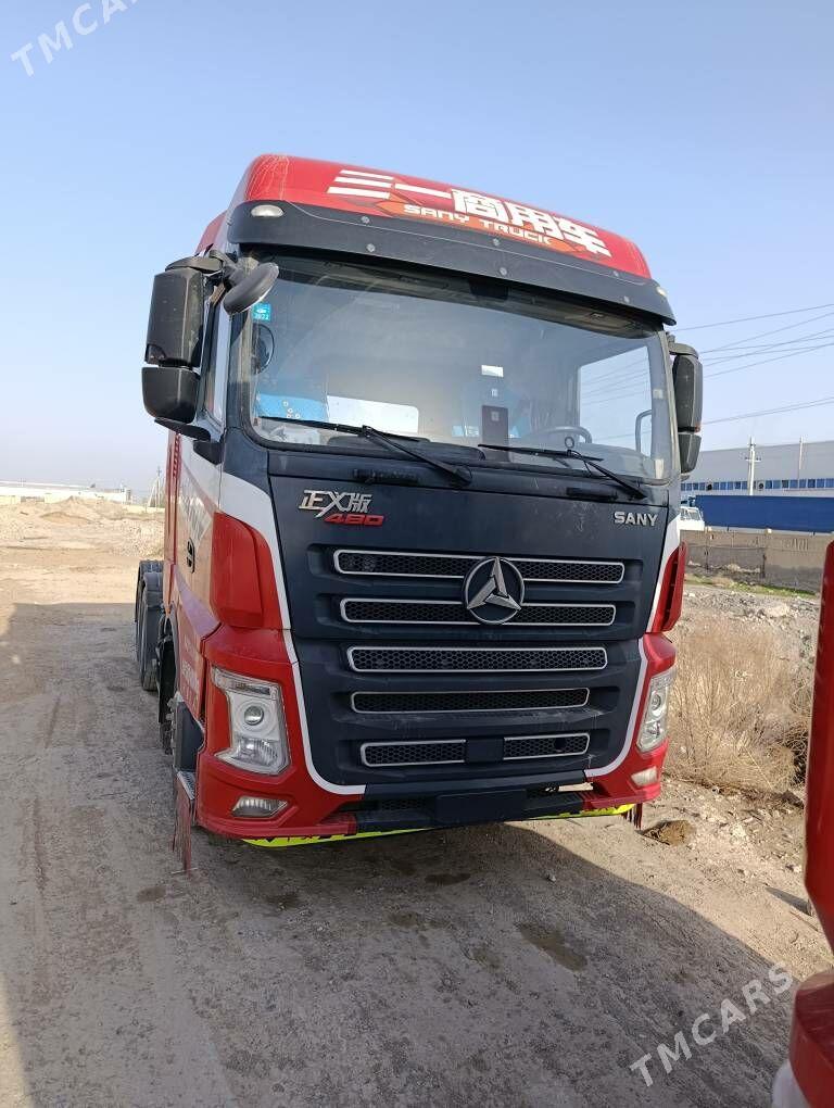 Mercedes-Benz 500E 2021 - 500 000 TMT - Мары - img 1