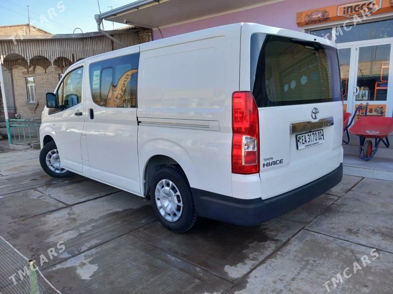 Toyota Hiace 2025 - 600 000 TMT - Köneürgenç - img 1