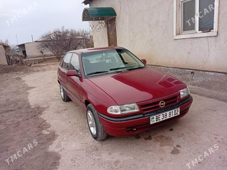 Opel Astra 1993 - 36 000 TMT - Губадаг - img 1