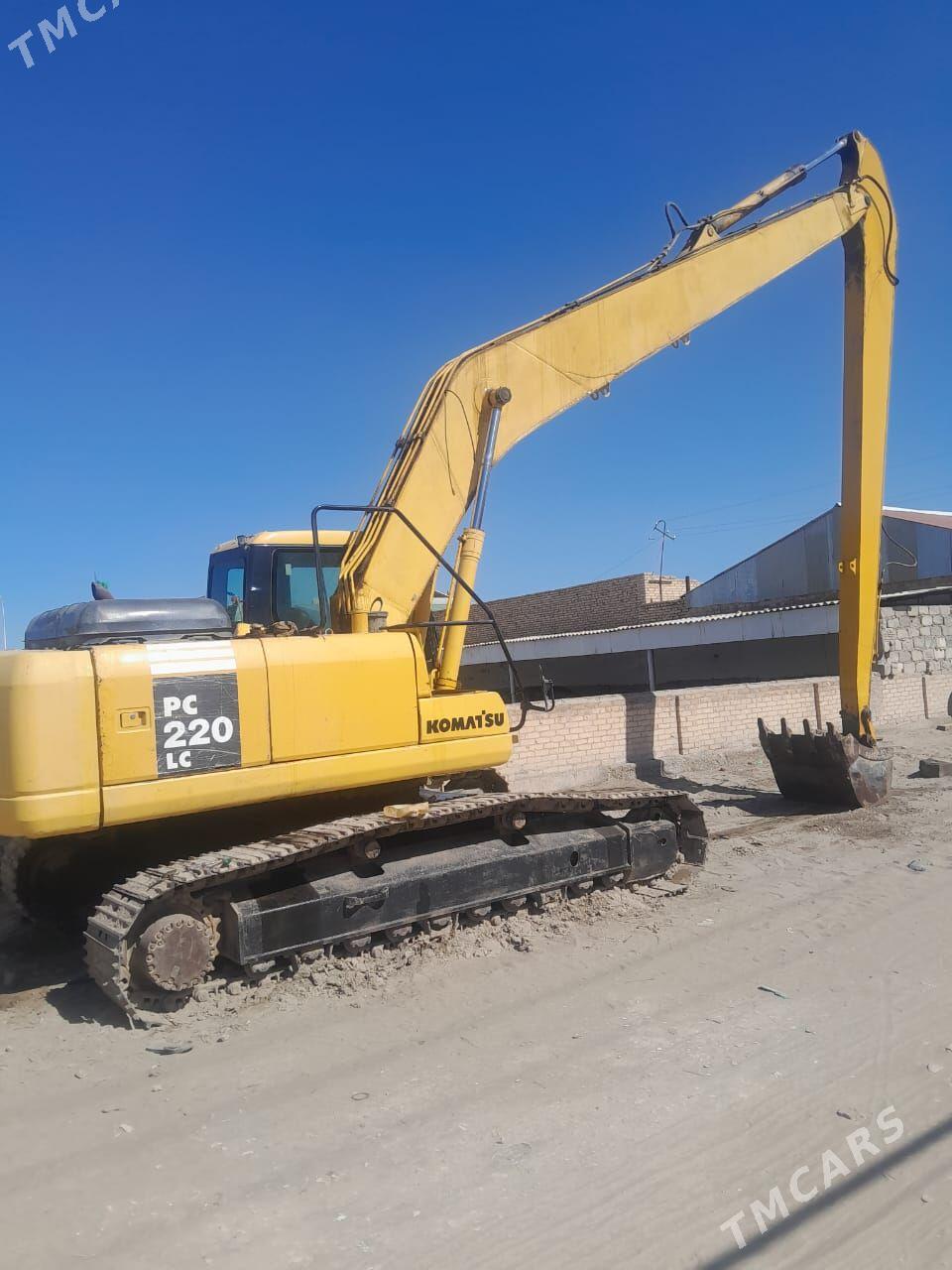 Komatsu PC360LC-11 2010 - 2 600 000 TMT - Фарап - img 1