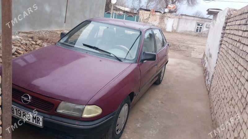 Opel Astra 1992 - 35 000 TMT - Mary - img 1