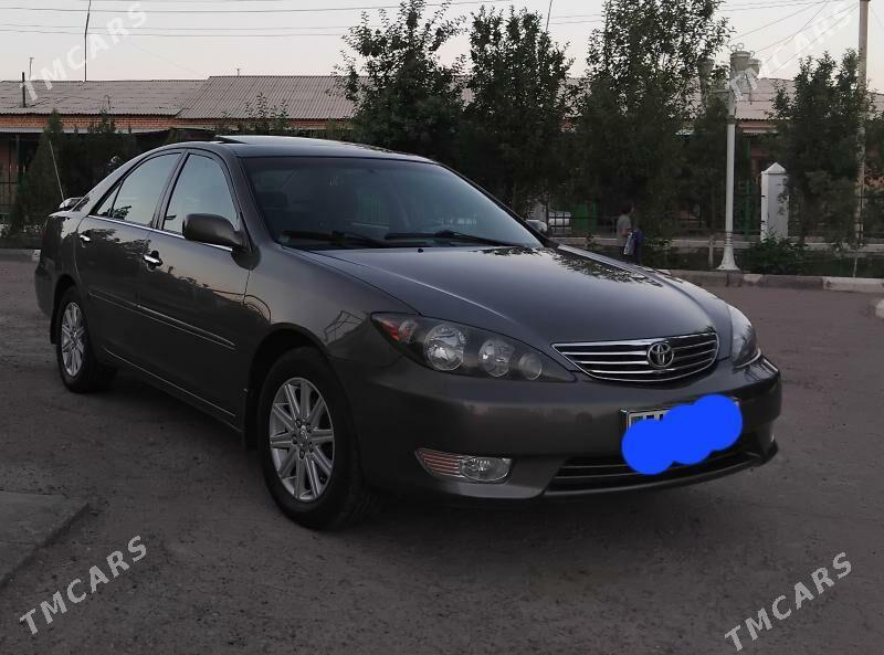 Toyota Camry 2005 - 180 000 TMT - Дашогуз - img 1
