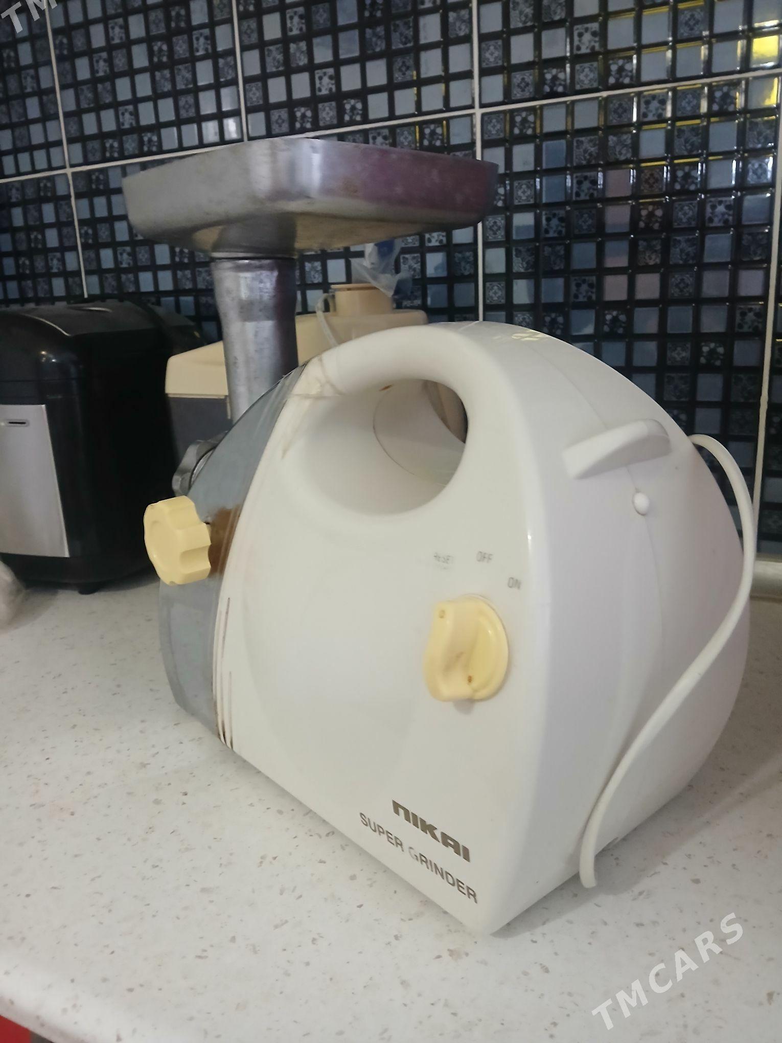 Et uwelyan masinka - Türkmenbaşy - img 1