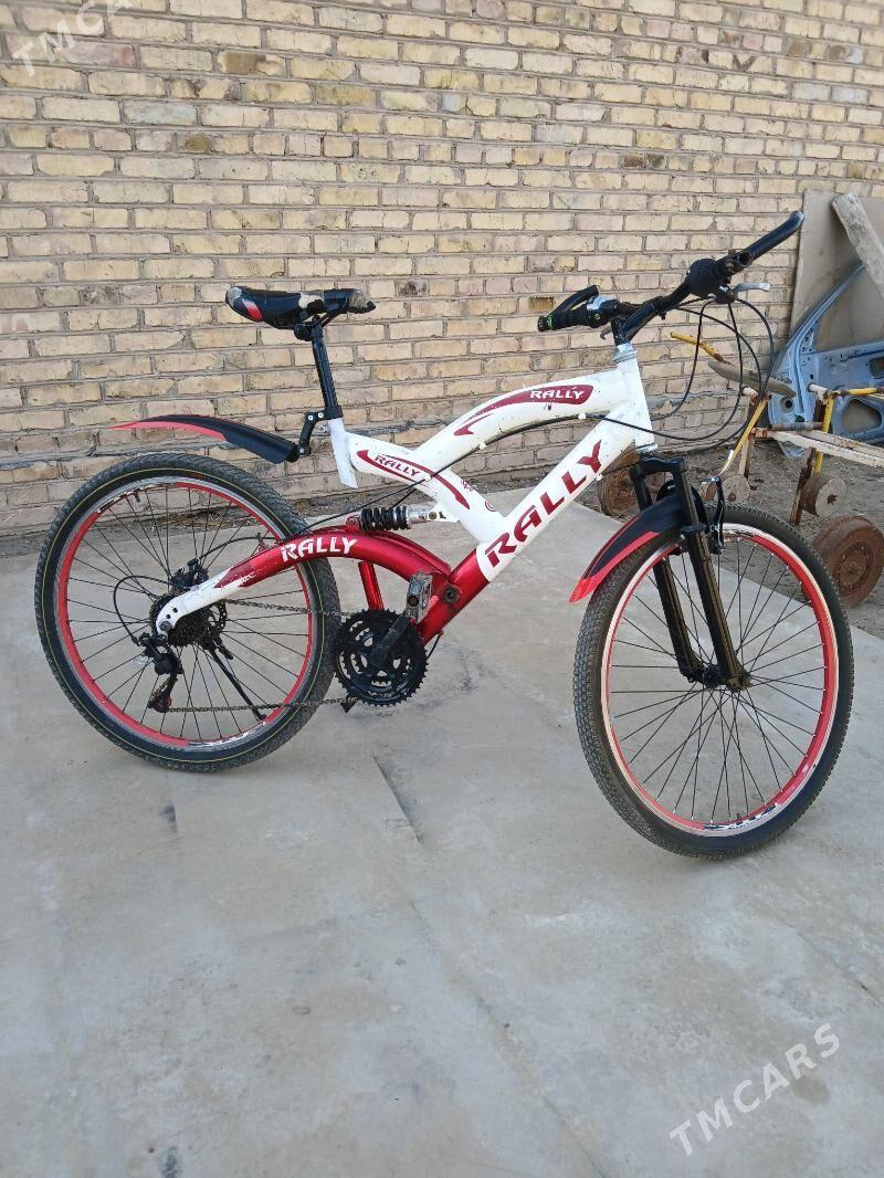 srocno satlyk sport welik - Туркменабат - img 1