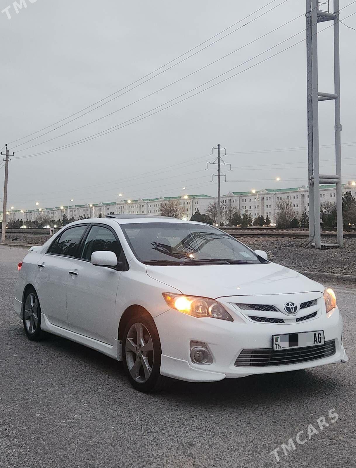 Toyota Corolla 2012 - 189 000 TMT - Гуртли - img 1