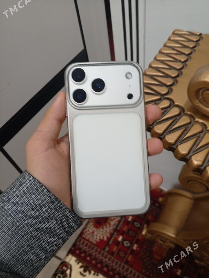 iPhone 11 17pro owurlen - Mary - img 1