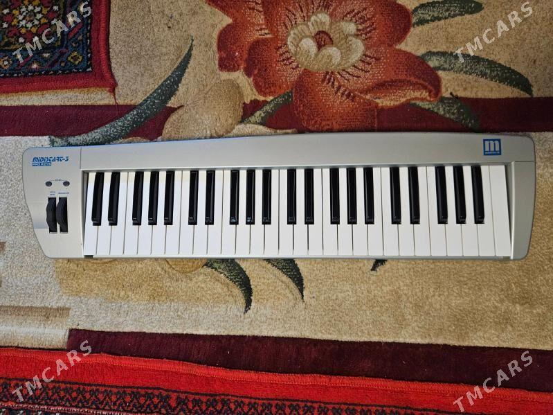 M audio калонка и миди клавиш - Дянев - img 1