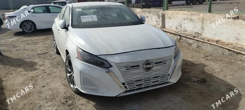Nissan Altima 2023 - 130 000 TMT - Мары - img 1