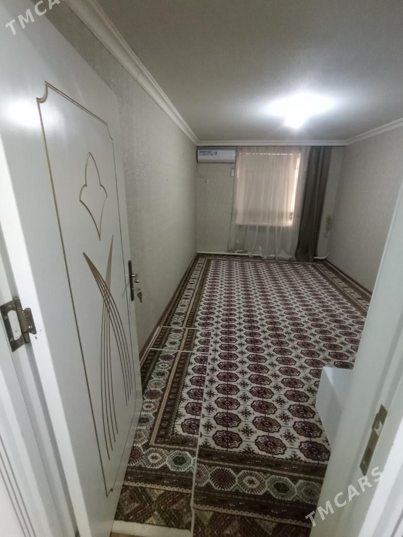 satlyk jay - Mary - img 1