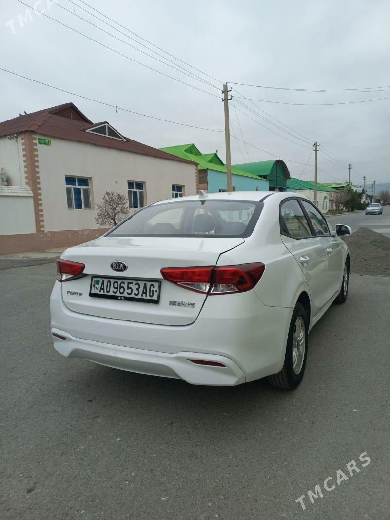 Kia Forte 2022 - 167 000 TMT - Гёкдже - img 1