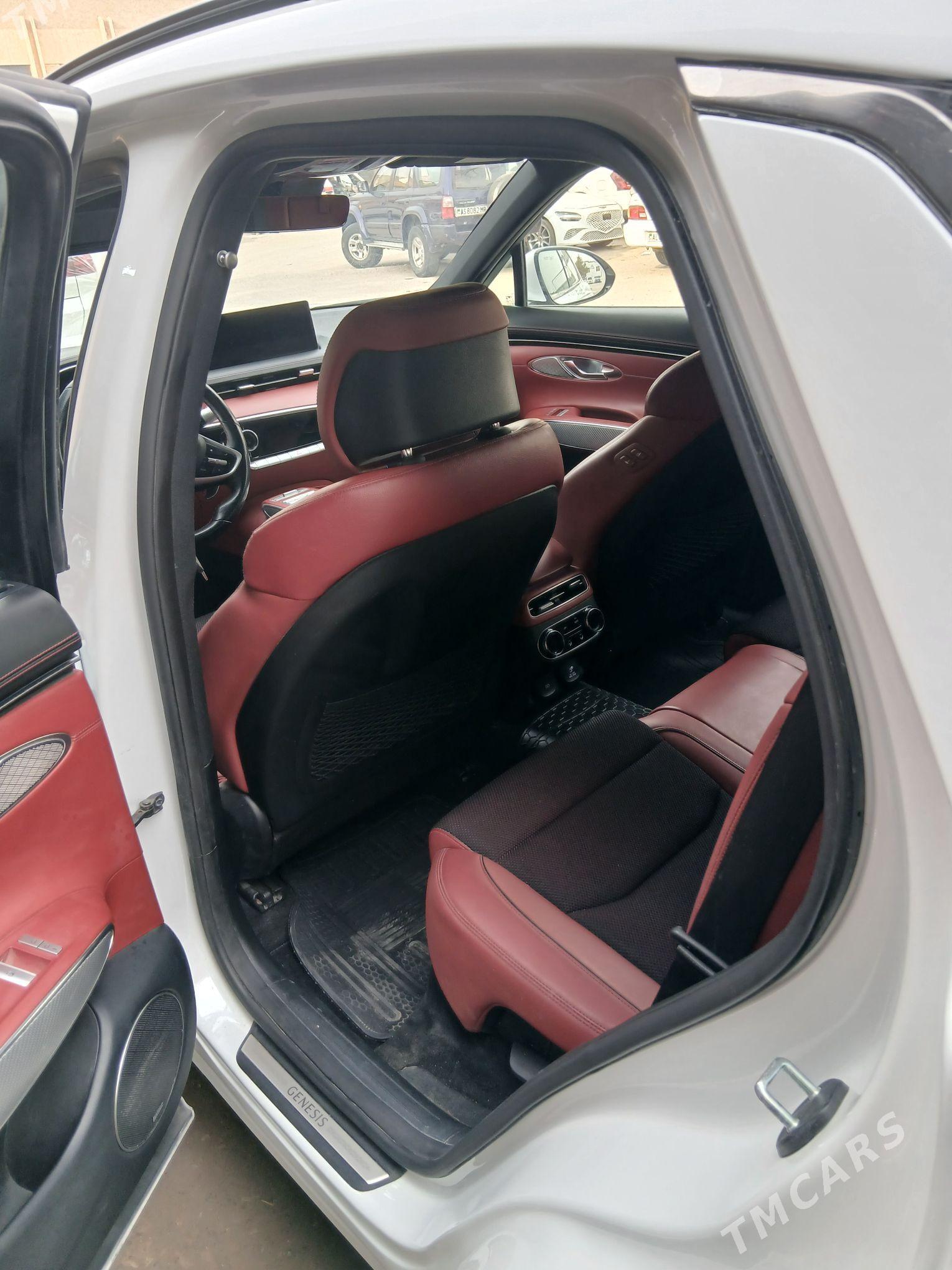 Genesis GV70 2023 - 498 000 TMT - Мары - img 1