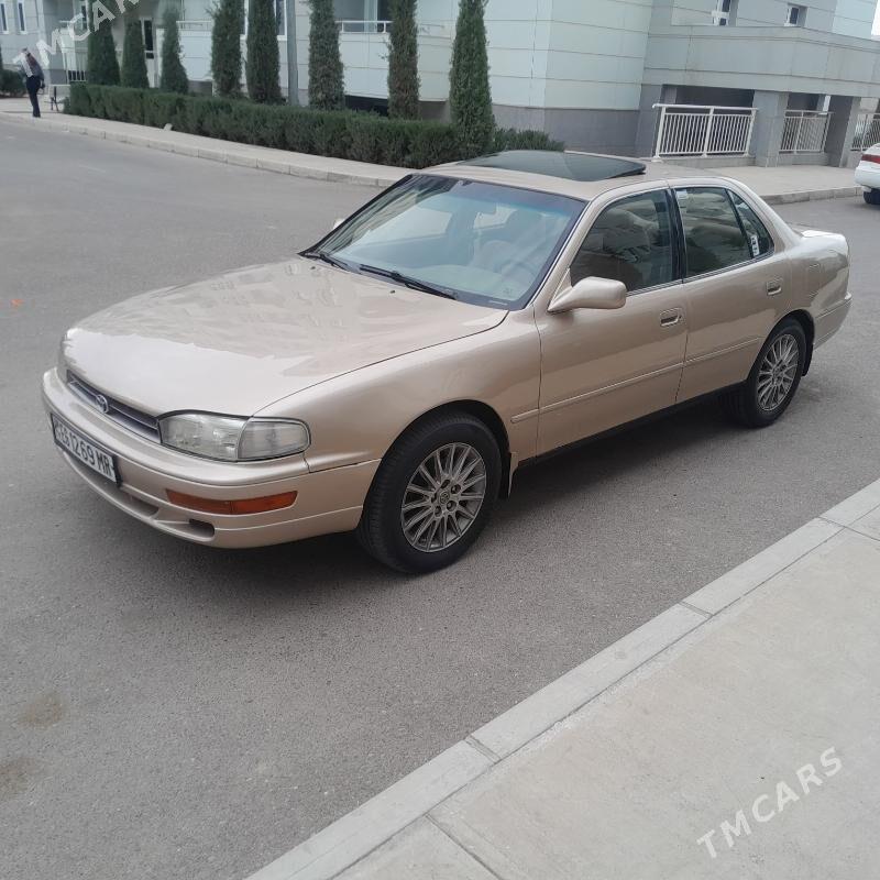 Toyota Camry 1994 - 120 000 TMT - Мары - img 1