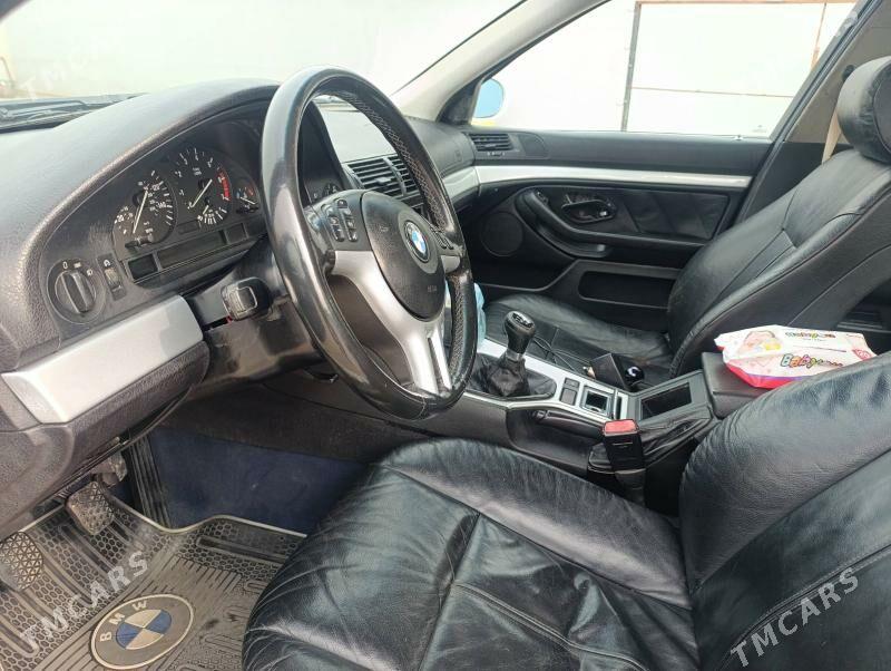 BMW E39 1998 - 85 000 TMT - Мары - img 1