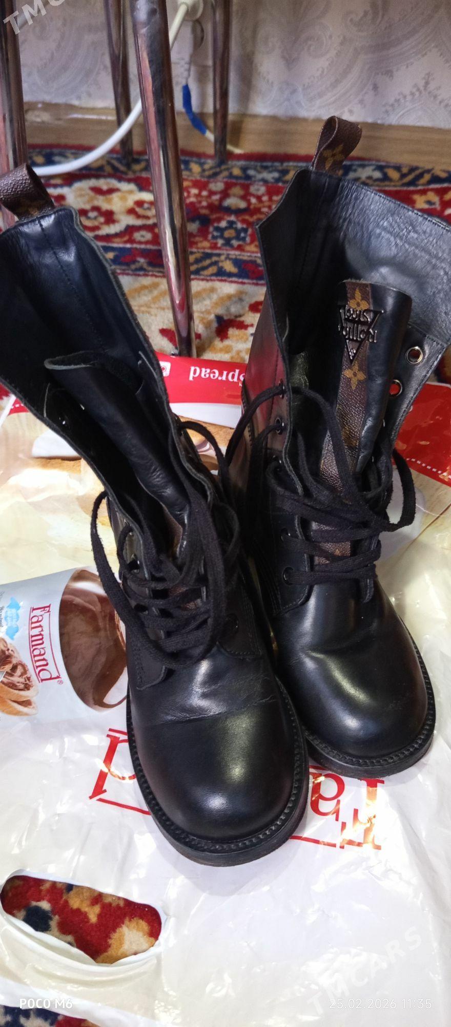 Боты кожаные - 9 мкр - img 1
