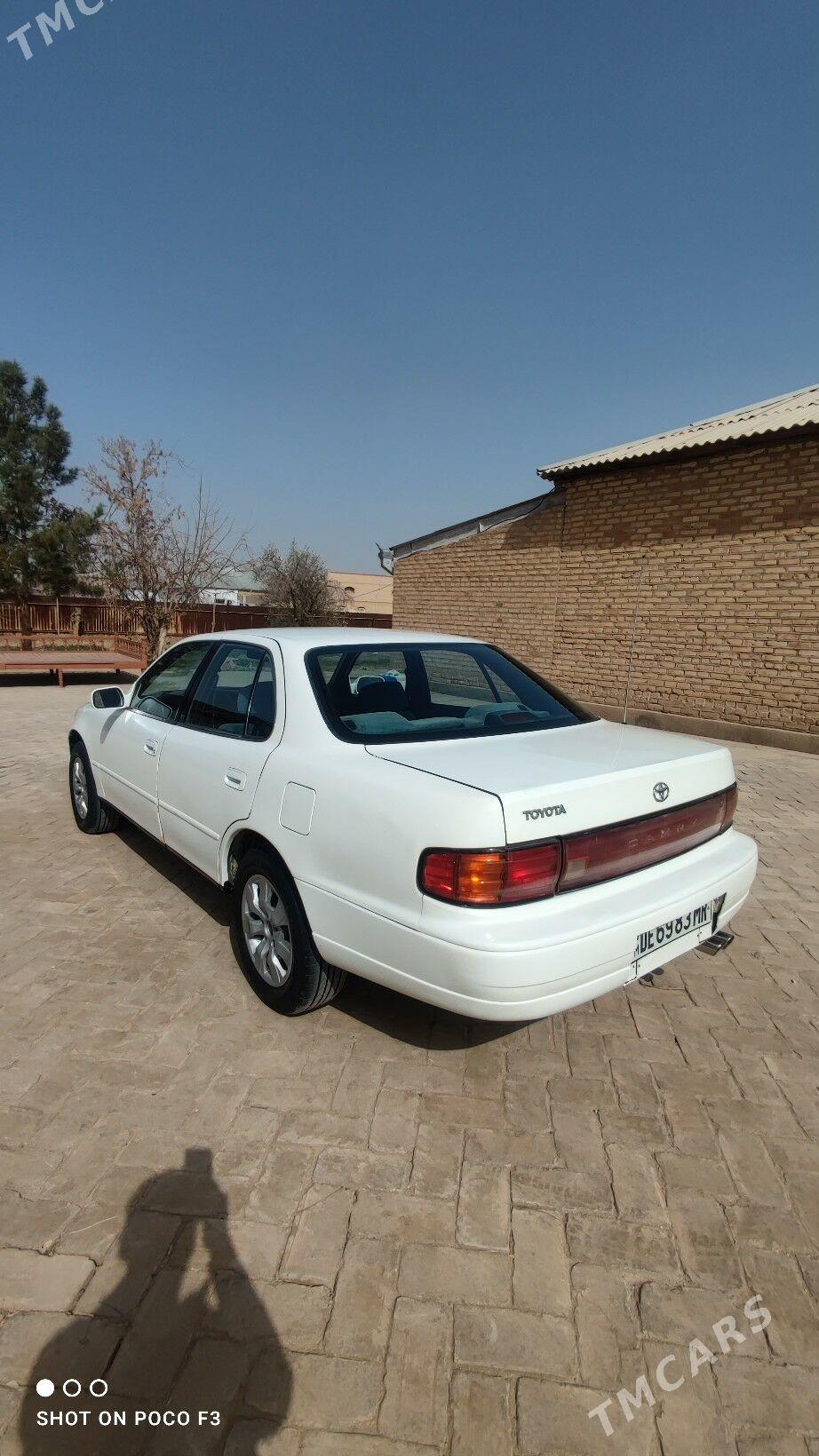 Toyota Camry 1993 - 84 000 TMT - Baýramaly - img 1
