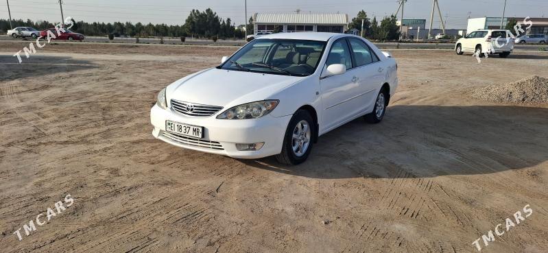 Toyota Camry 2004 - 170 000 TMT - Мары - img 1