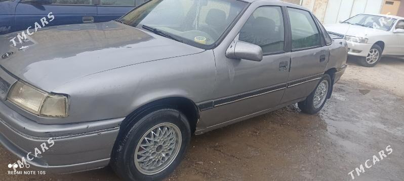 Opel Vectra 1992 - 29 000 TMT - Mary - img 1