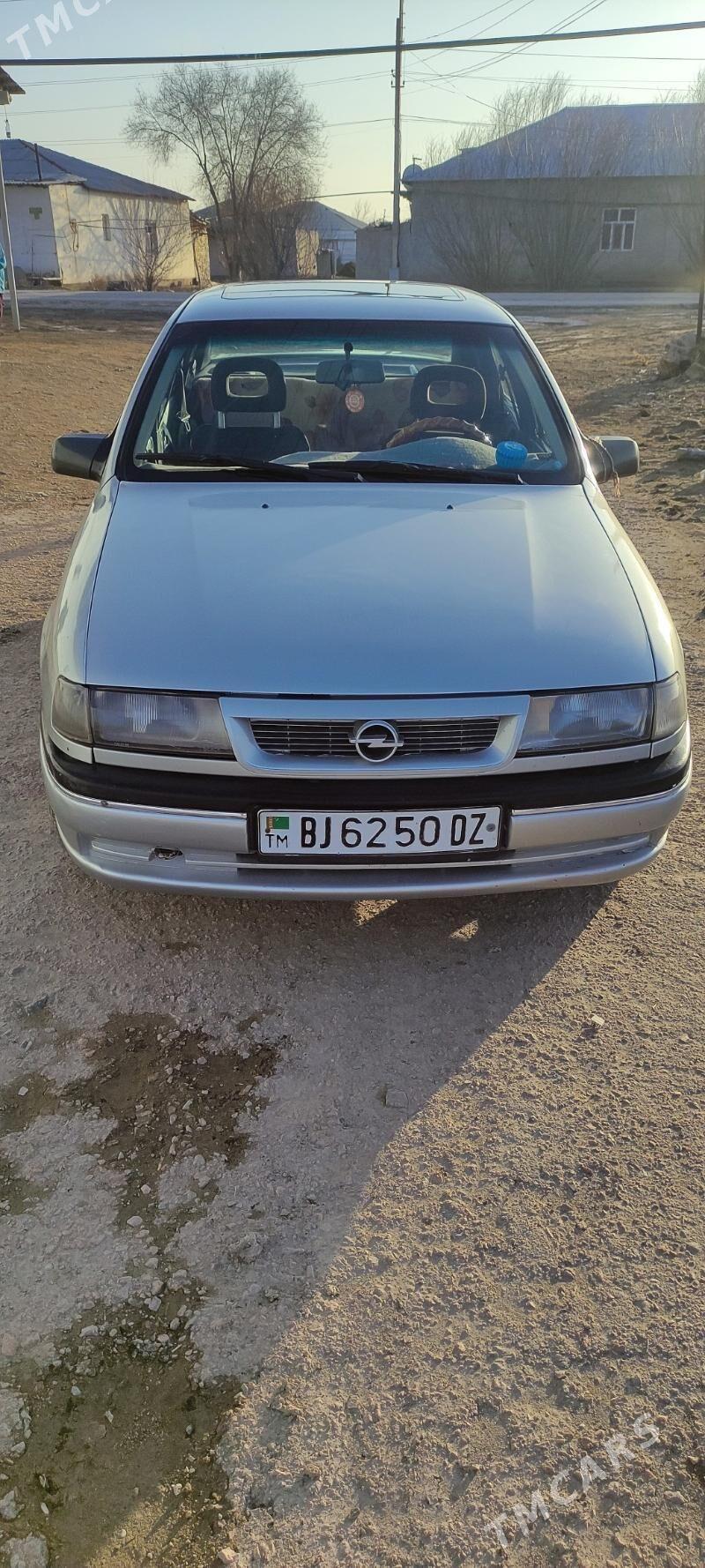 Opel Vectra 1993 - 40 000 TMT - Болдумсаз - img 1