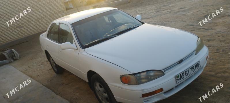 Toyota Camry 1994 - 110 000 TMT - Мары - img 1