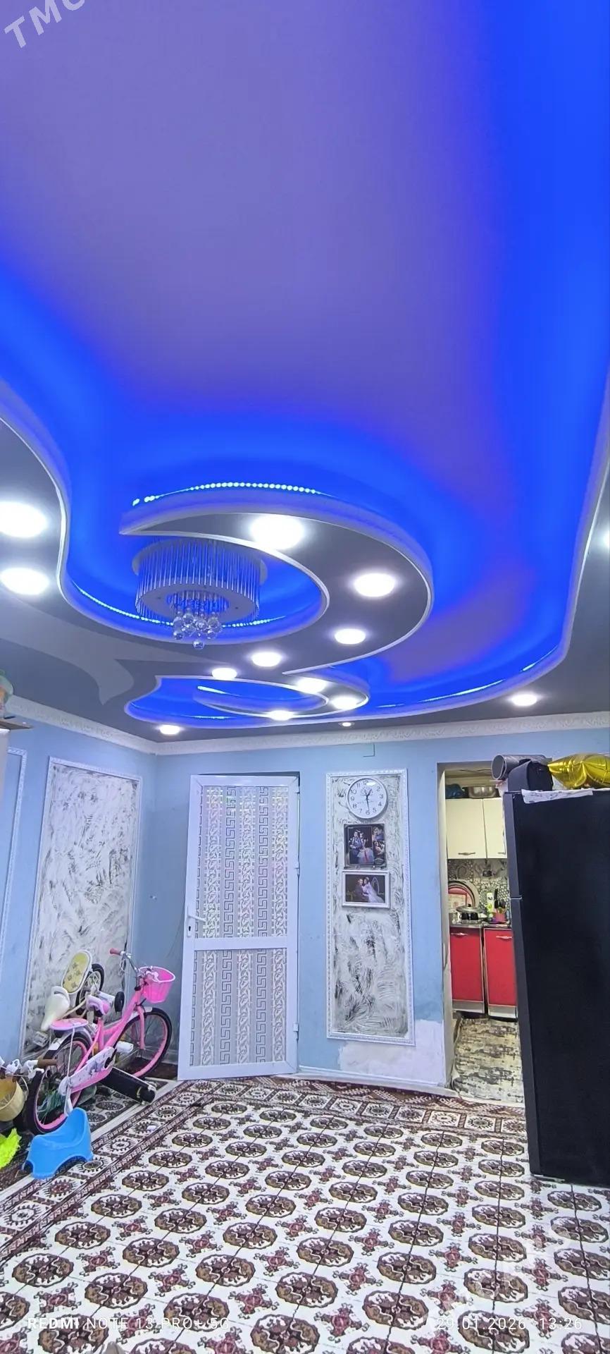 СРОЧНО 1 КОМ 1 ЭТАЖ - 6 mkr - img 1