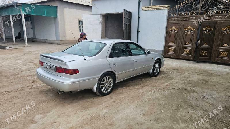 Toyota Camry 2000 - 160 000 TMT - Гурбансолтан Едже - img 1