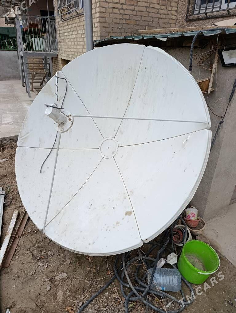 спутниковая антена большая - Туркменабат - img 1