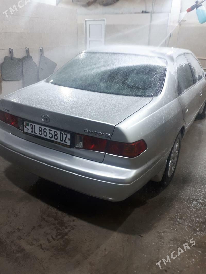 Toyota Camry 2001 - 180 000 TMT - Болдумсаз - img 1