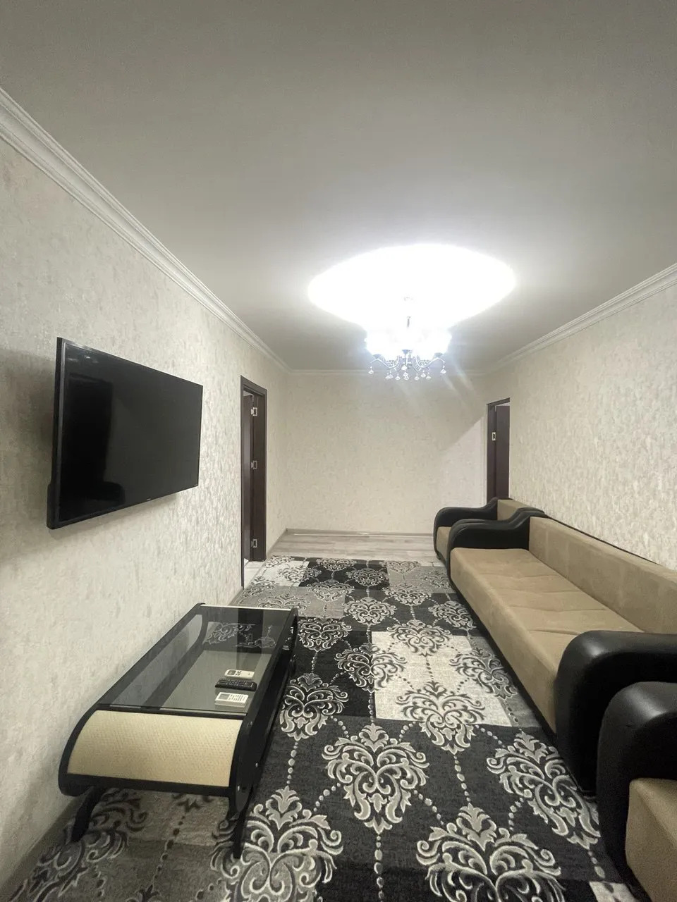 КВАРТИРА НА ПРОДАЖУ - 11 мкр - img 1