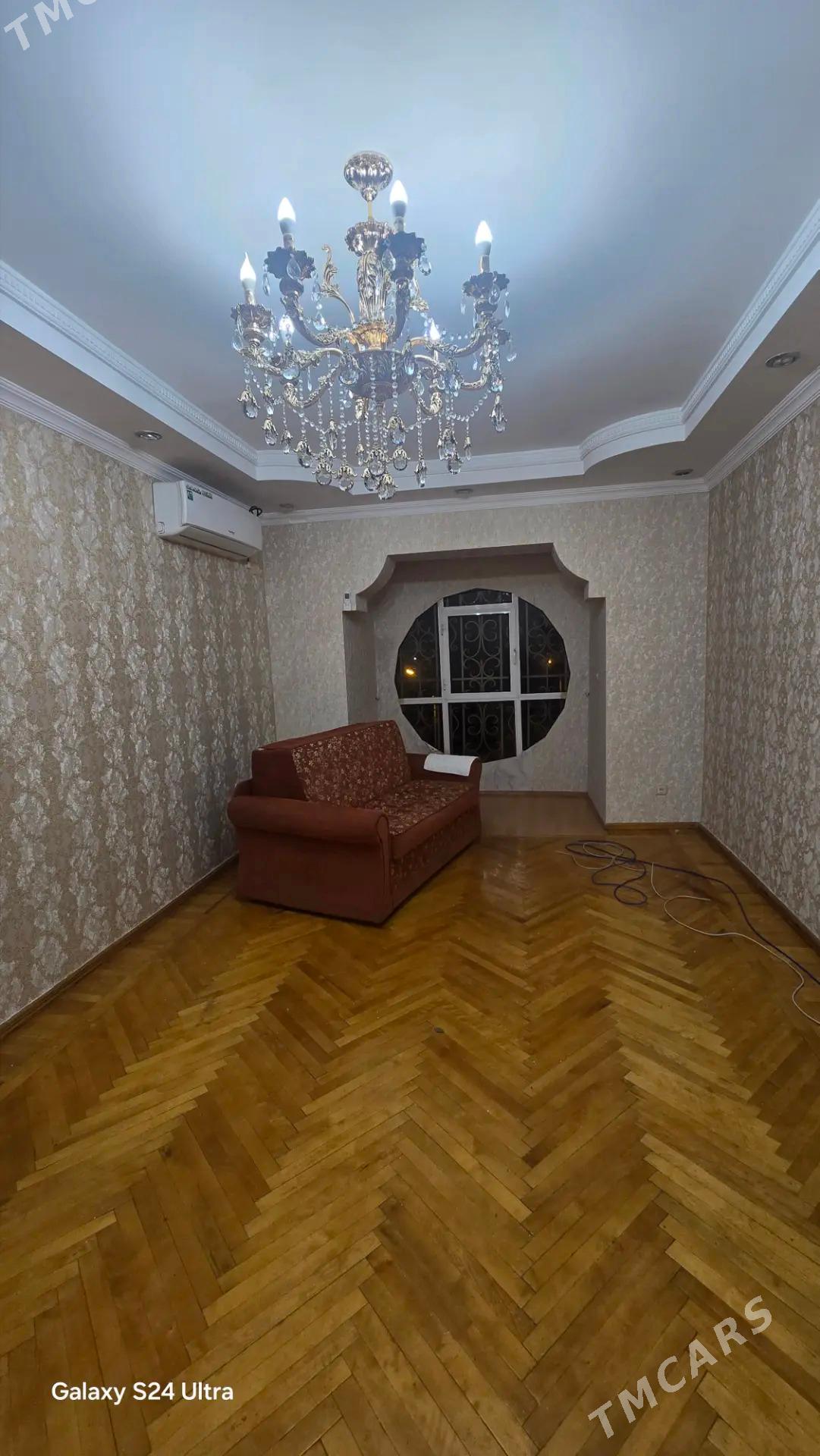 Mir 2 - Parahat 2 - img 1