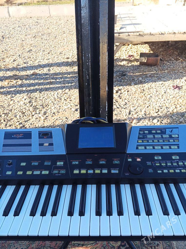 Roland va76 - Бабадайхан - img 1