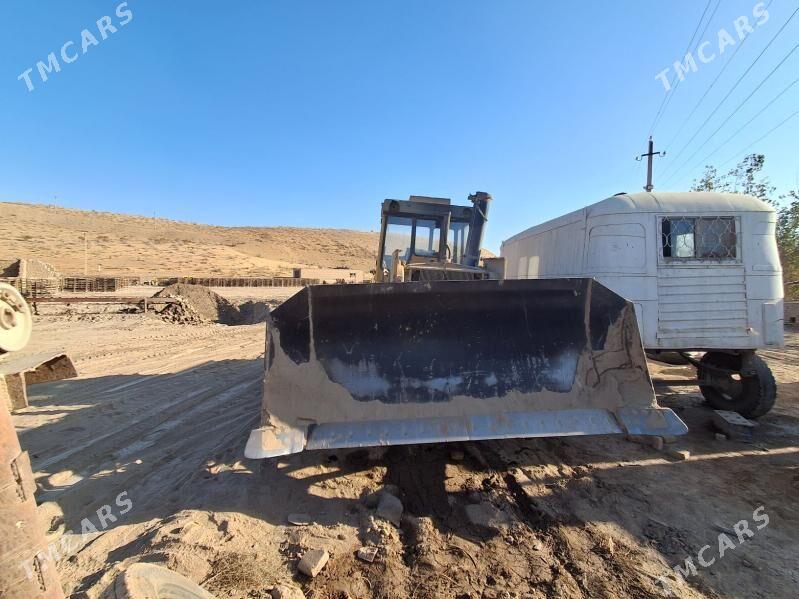 MTZ T-28 2007 - 100 000 TMT - Фарап - img 1