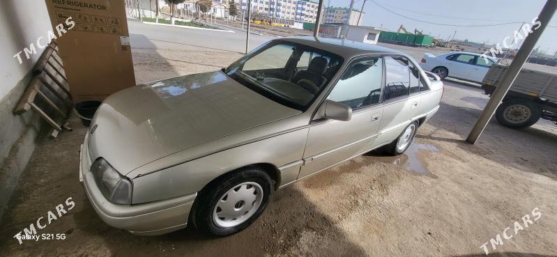 Opel Omega 1990 - 42 000 TMT - Сакар - img 1