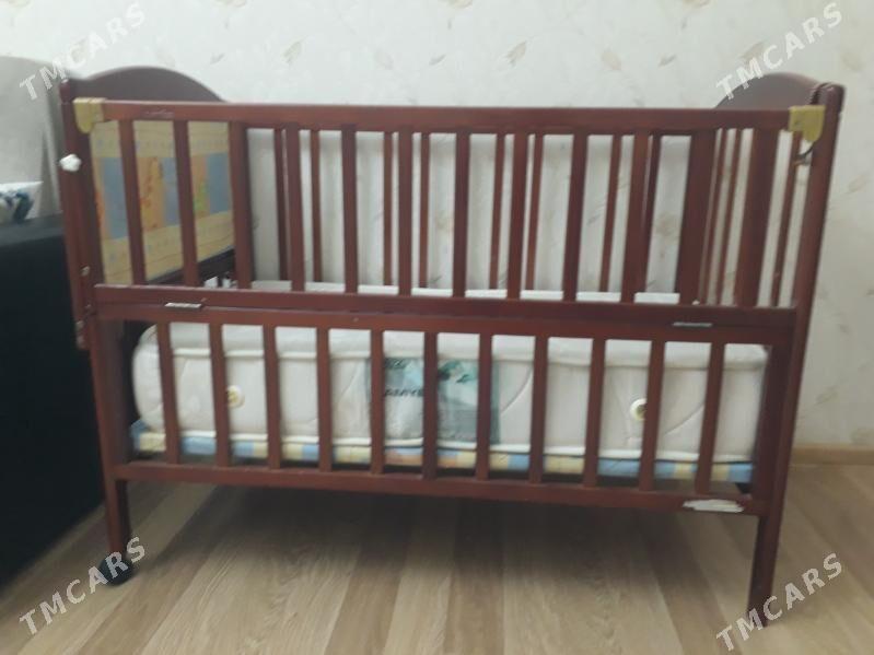 кроватка - Гаудан "В" - img 1