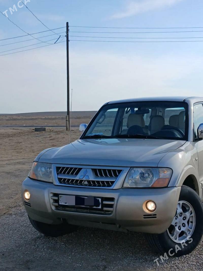 Mitsubishi Pajero 2005 - 160 000 TMT - Туркменбаши - img 1