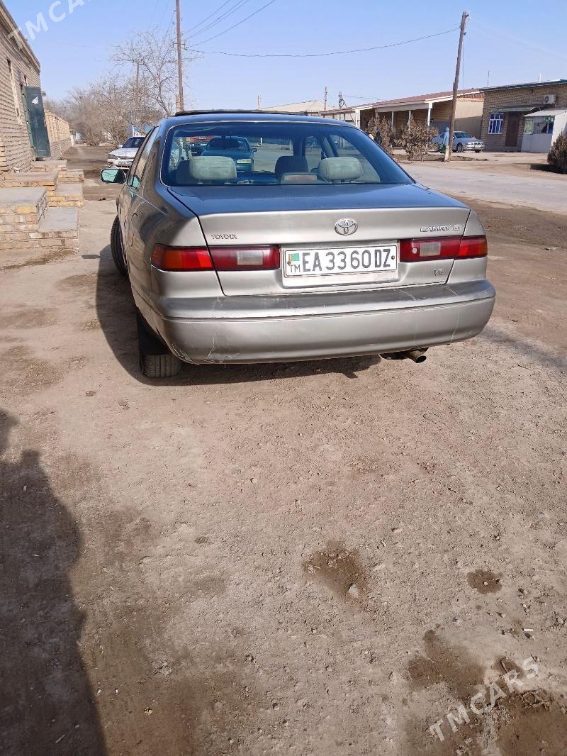 Toyota Camry 1997 - 150 000 TMT - Кёнеургенч - img 1
