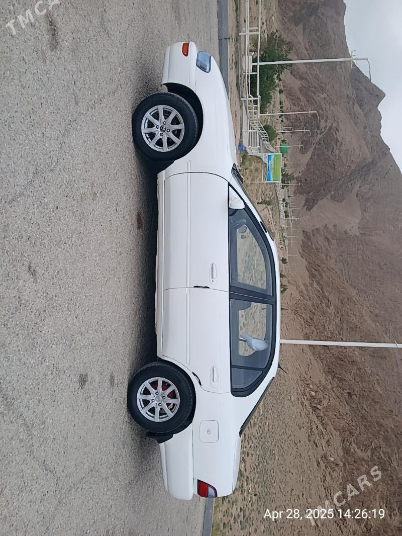 Toyota Corolla 1996 - 60 000 TMT - Балканабат - img 1