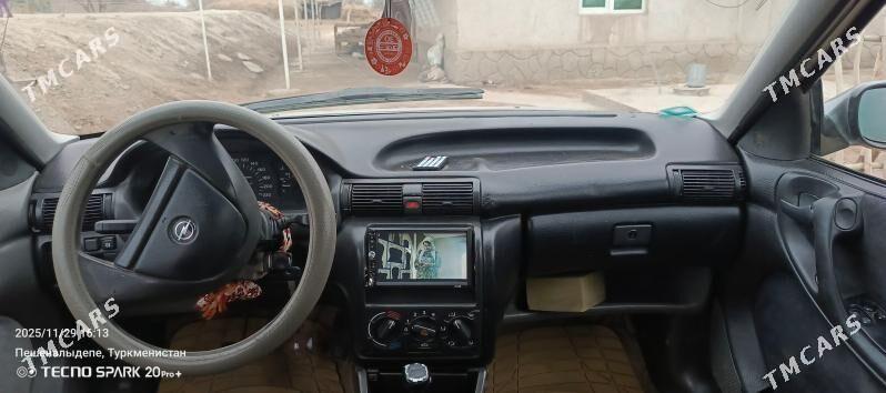 Opel Astra 1993 - 40 000 TMT - етр. Туркменбаши - img 1
