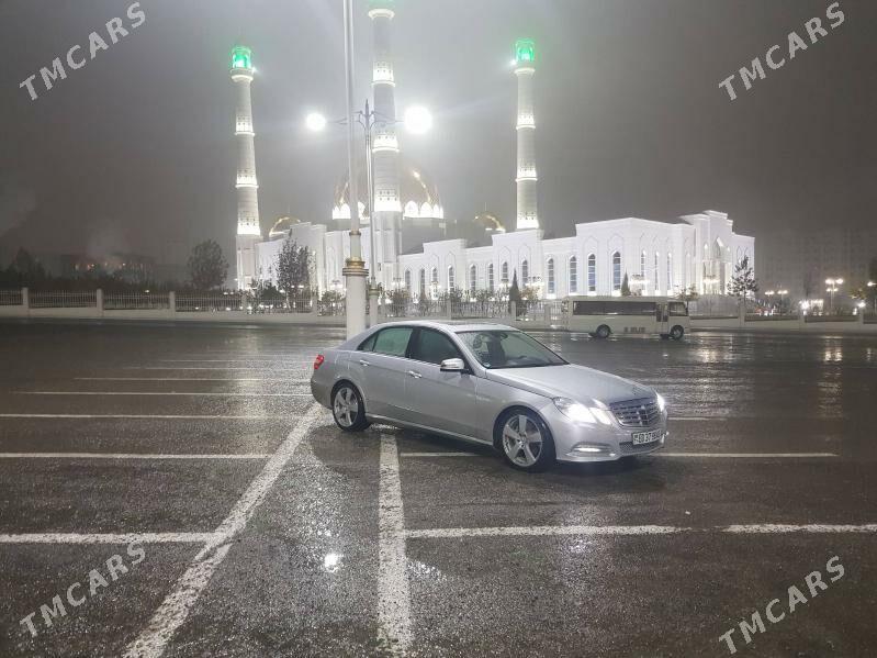 Mercedes-Benz E350 2011 - 300 000 TMT - 1 мкр - img 1