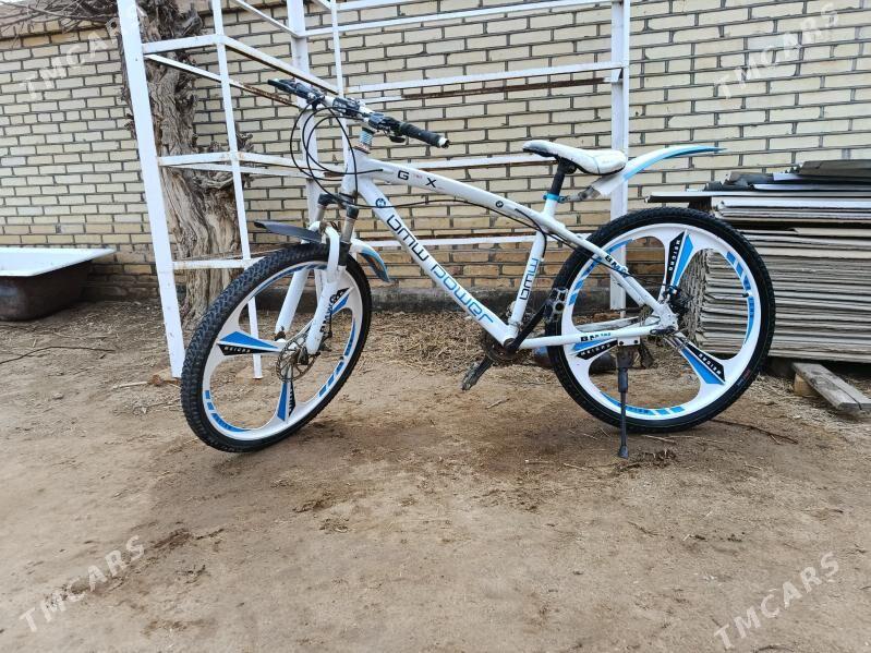 BMW welik Sportiwni - Мары - img 1