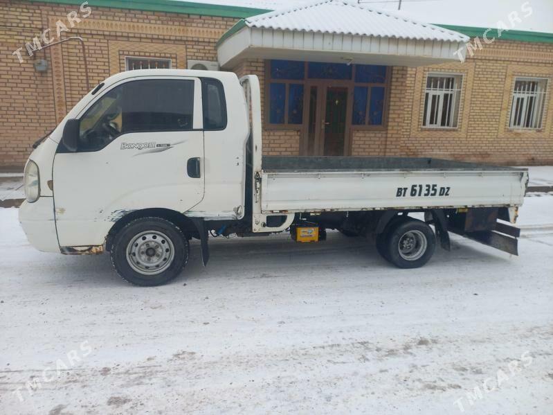Kia Bongo 2005 - 105 000 TMT - Şabat etr. - img 1