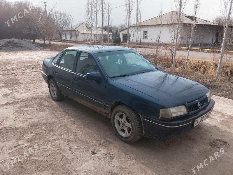 Opel Vectra 1990 - 26 000 TMT - Boldumsaz - img 1