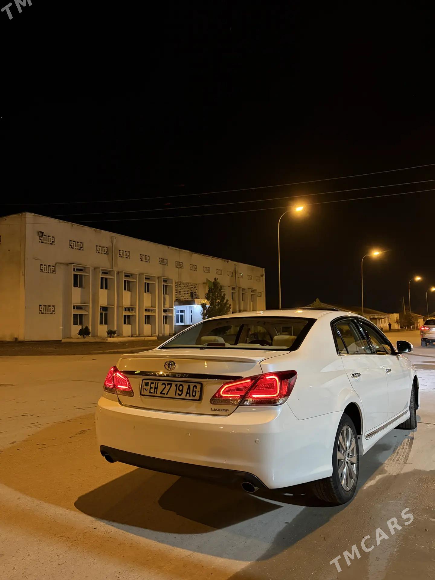 Toyota Avalon 2012 - 370 000 TMT - Gurtly - img 1