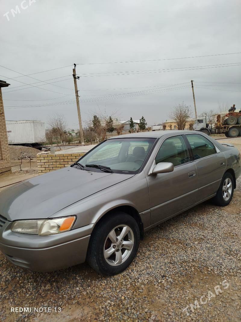 Toyota Camry 1998 - 125 000 TMT - Сакарчага - img 1