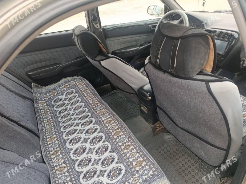 Toyota Carina 1995 - 67 000 TMT - Мары - img 1
