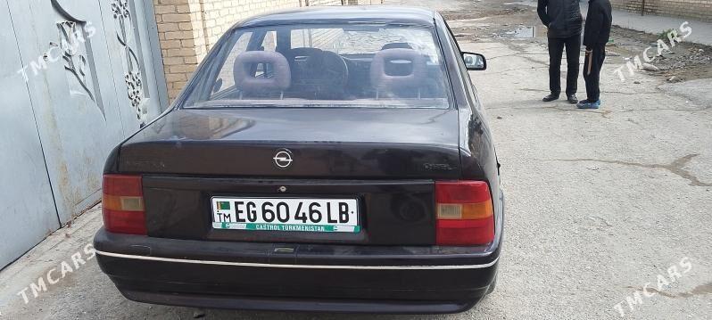 Opel Vectra 1990 - 24 000 TMT - Türkmenabat - img 1